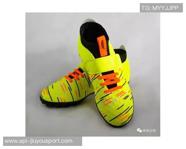 足球比赛必备器材详解从球鞋到护腿板全方位解析装备的重要性